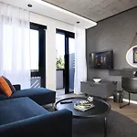 Bridgewater Apartments By Century City Hotels