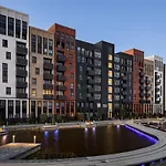 Bridgewater Apartments By Century City Hotels
